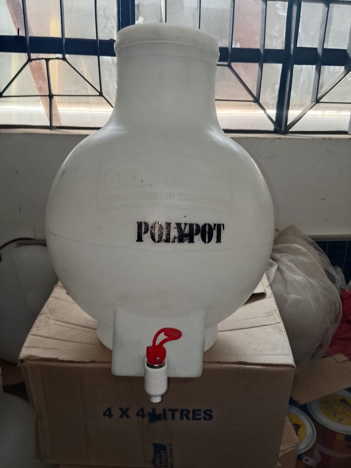 Small Hand Wash Basin