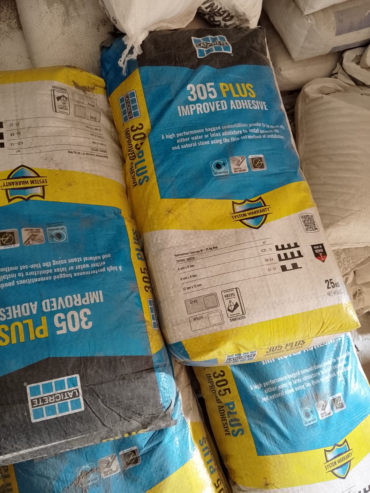 Laticrete 305 Plus Improved Adhesive